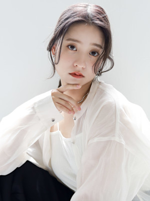 ローポニーテール ヘアアレンジ