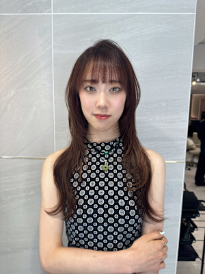 ロングレイヤー/顔まわりレイヤー/シャギーレイヤー