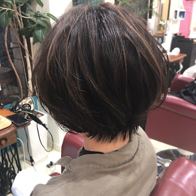 大人可愛い 20代30代40代 ハイライト ショート