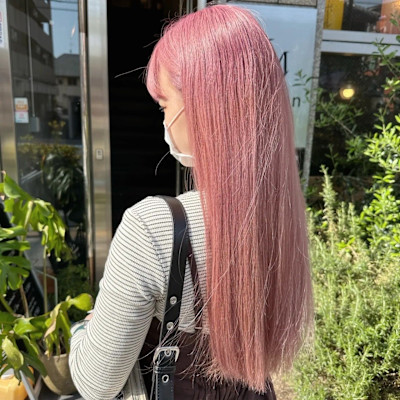 ピンクカラー　ブリーチ　ケアブリーチ