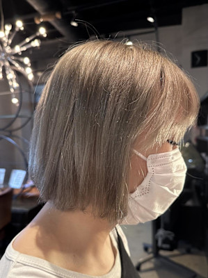 ホワイトシルバー