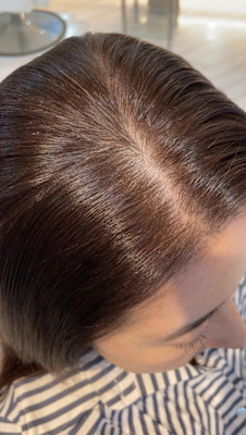 アフター → ビフォア　右にスワイプ【白髪染め/脱白髪染め】