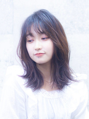 美髪　ピンクブラウン　レイヤ―セミディ