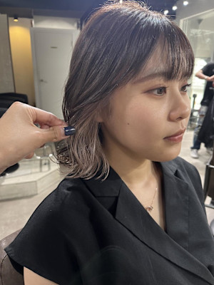 切りっぱなしボブ　ヘイリーボブ　タッセルボブ