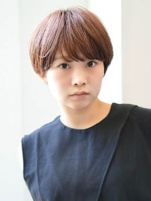 大人ふんわりショート