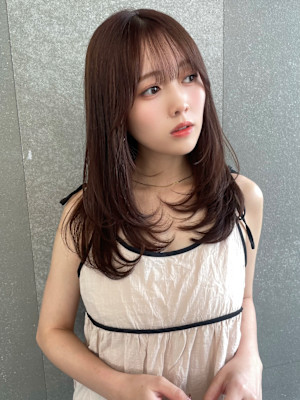 韓国風/ミディアムスタイル/透明感カラー/顔周りカット