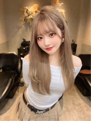 Lond Le’a 天神大名店×ハイトーンレイヤーカット