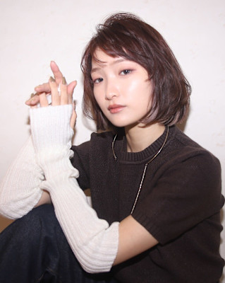 ショートボブウルフ　顎下ライン　ハッシュカット 