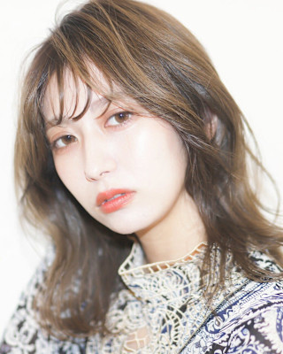 似合わせカット　大人女性スタイル　グレージュカラー