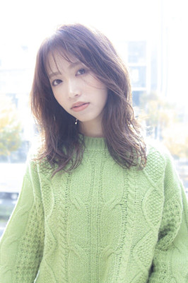 こなれミディアム×デジタルパーマ×グレージュカラー