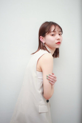 20代30代40代ピンクブラウン艶感ストレート透明感