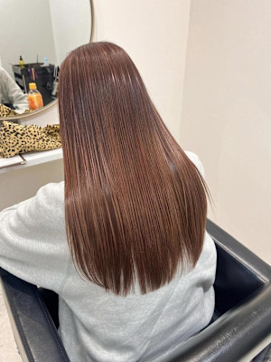 コーラルピンクカラー