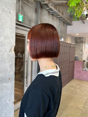 オレンジブラウン×ミニボブ