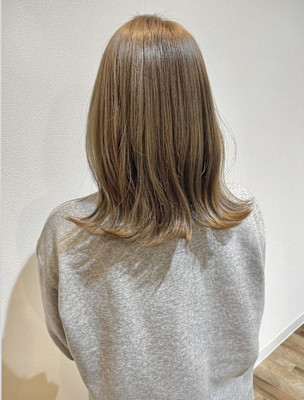 フォギーベージュ