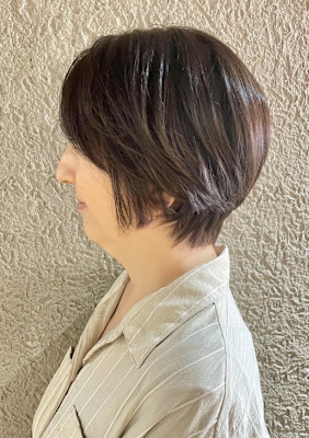 エレガントさとカジュアルさを兼ね備えた万能ショート