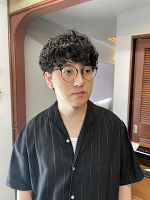 大人マッシュパーマ