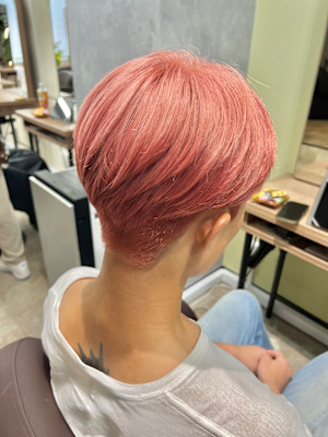 メンズヘア　かっこいい　オシャレ　髪型　イケイケ　ブリーチ