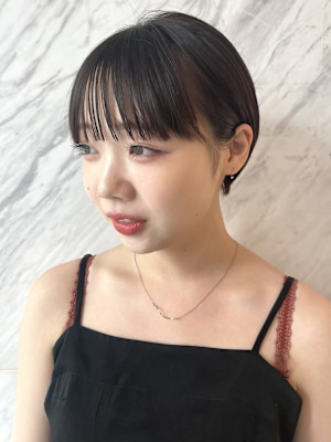 ミニショート　ミニボブ　フルバング　透明感カラー　髪質改善