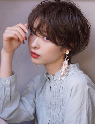 セクシーパーマショート