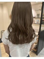 【担当きょうこ】赤み消しシアーベージュ/ブリーチカラー