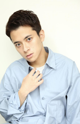 カット/ヘッドスパ/メンズ/眉毛/パーマ/マンツーマン