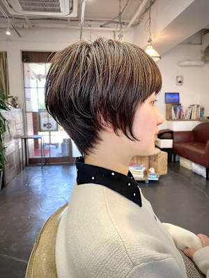 前下がりショートボブ