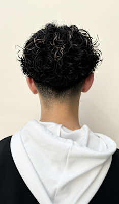 あなたの似合うがわかる！　メンズパーマセンターパート