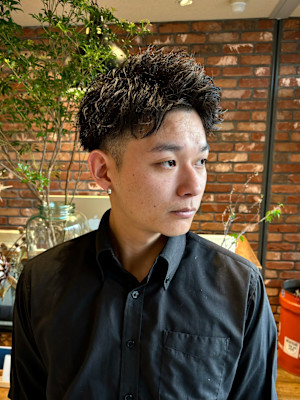 アップバングショートスタイル