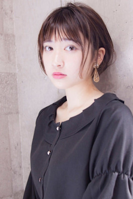 マニッシュ耳かけ外ハネボブ×黒髪　前髪