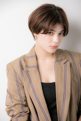 大人可愛い大人美人小顔カットショコラアッシュ