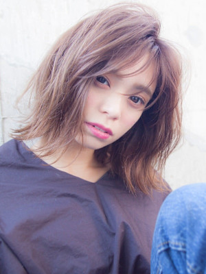 ピンクブラウン　シアーカラー　エアリーロング　美髪