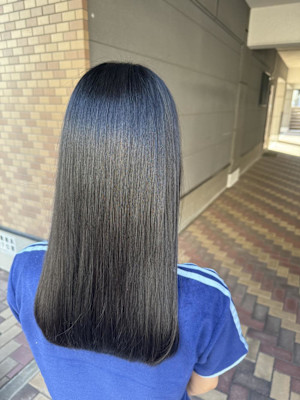 ミディアムヘア　髪質改善トリートメント