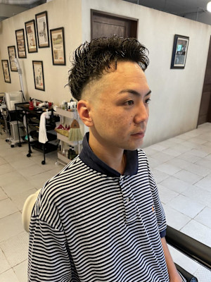 ロンドンカールスキンフェード【大宮/バーバー】