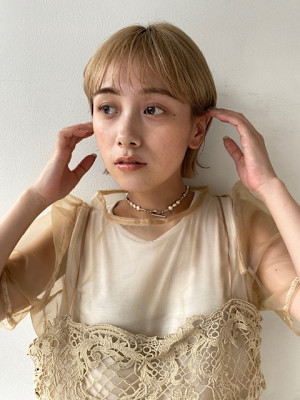 ハイトーンのナチュラルボブ