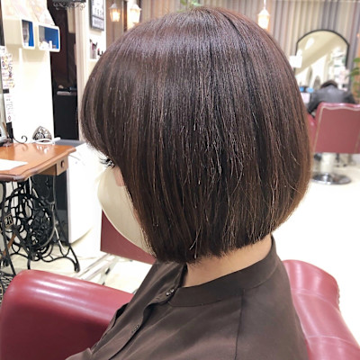 大人可愛い 20代30代40代 シンプルボブ