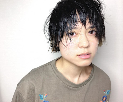 SHORT・ラフ・黒髪