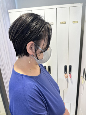 ショートヘアー