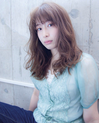 デザインカラー×無造作カール