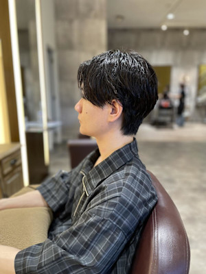 耳だしセンターパート