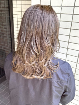 くびれヘア/レイヤーカット