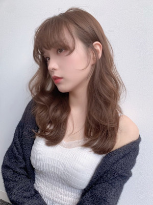 まろやかベージュ×ゆるふわヘア