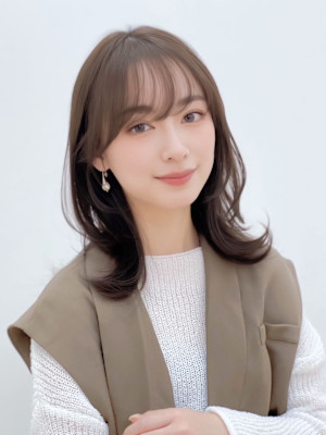 大人可愛いレイヤースタイル