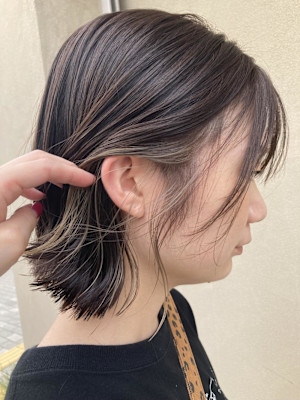 イヤリングカラー