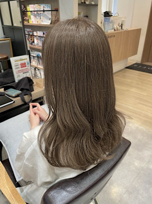 大人美人/ベージュカラー/春カラー/くびれミディアム/20代