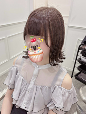 ぱっつん前髪×流しサイドバング＊まゆ