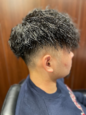 スキンフェードツイストパーマ