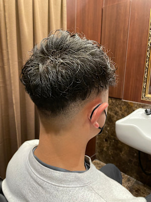 フェードパーマ