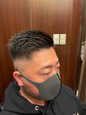 ヒロ銀座ハードパートスキンフェード