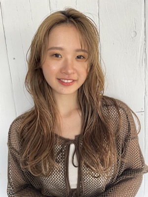 デザインカラー/レイヤーカット/ウェットヘア/ベージュ