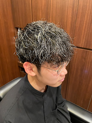 艶感ツイストパーマ